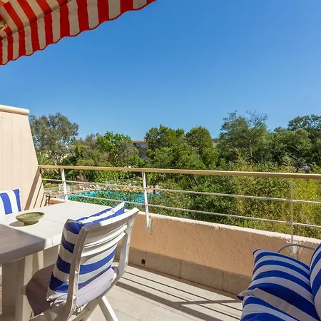Eden Village With Pool Apartment *